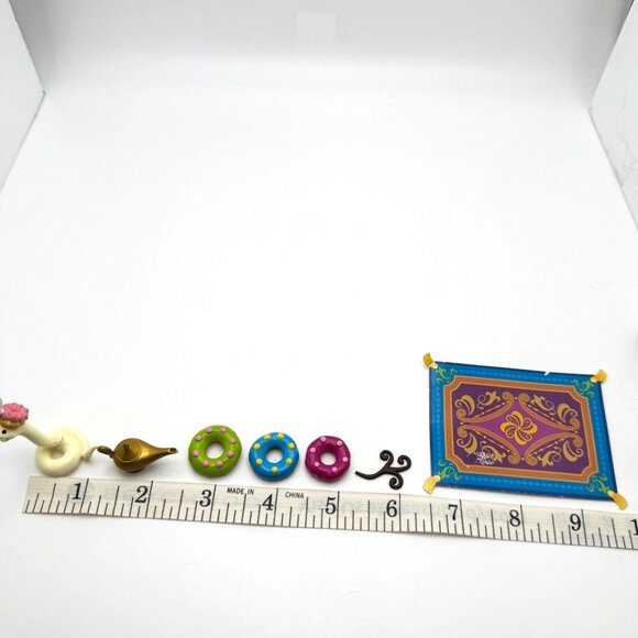 Re-ment Fairytale Sweets Set #10 2007 Magic Carpet Lamp Snake & Donuts - Picture 6 of 7